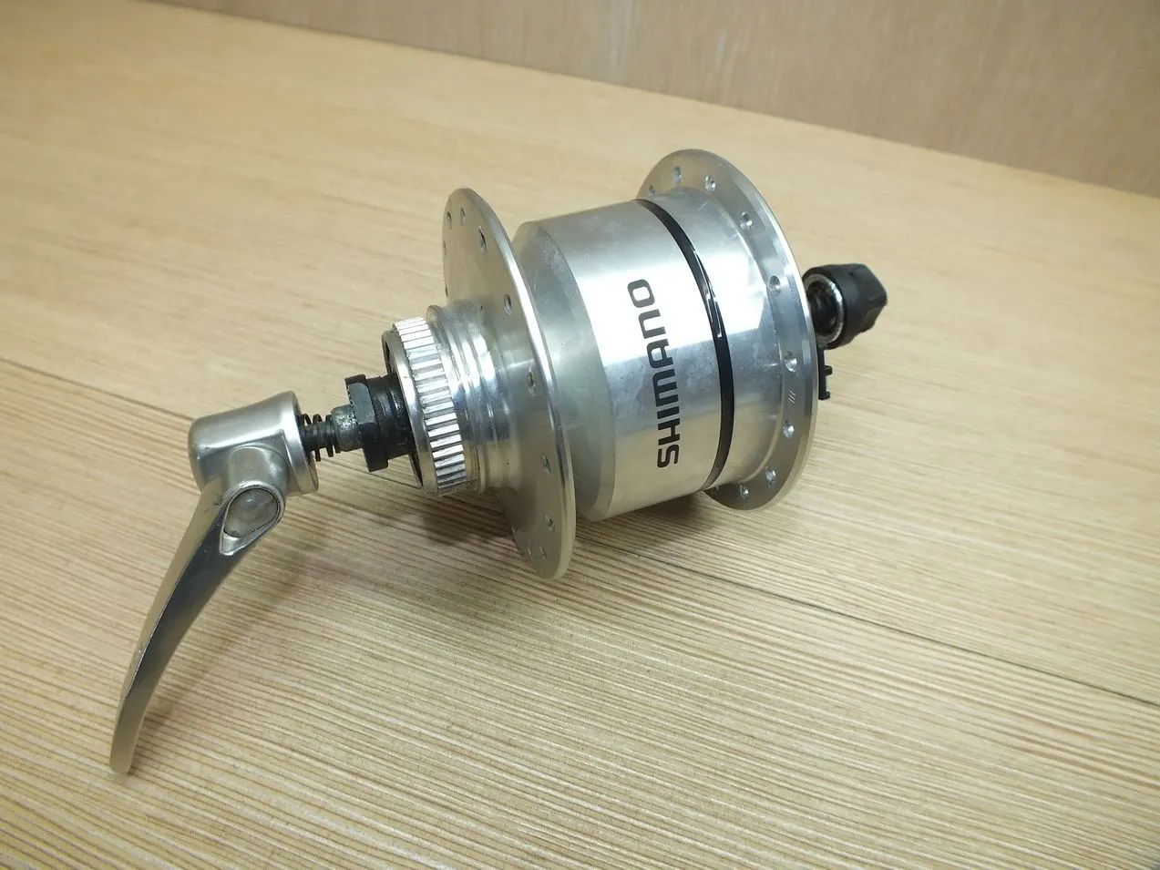 Втулка динамо SHIMANO LX DH-T660-2N